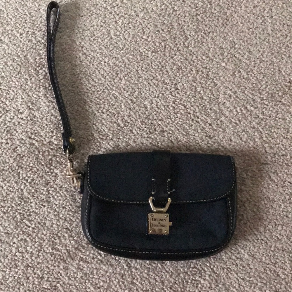 Dooney & Burke wristlet